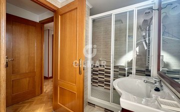Property slide 24
