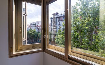 Property slide 21