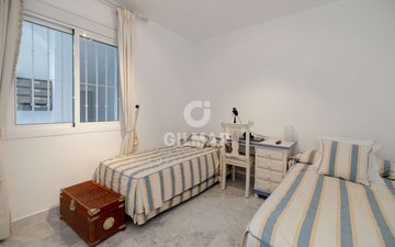 Property slide 22