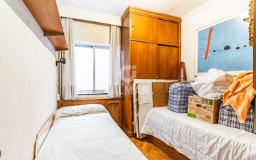 Property slide 24