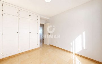 Property slide 22