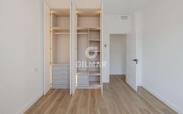 Property slide 44