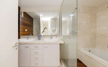 Property slide 18