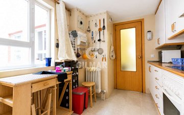 Property slide 21