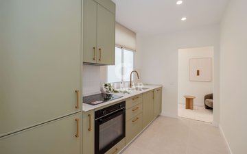 Property slide 38