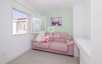 Property slide 10