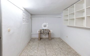 Property slide 44
