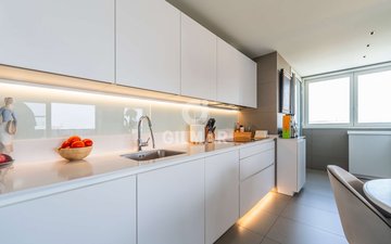Property slide 20
