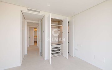 Property slide 40