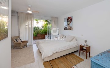 Property slide 38