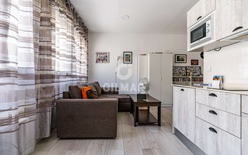 Property slide 20