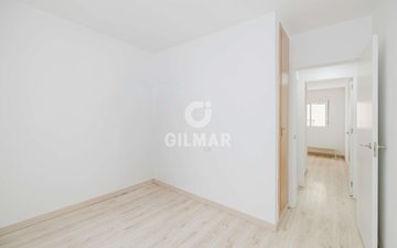 Property slide 32