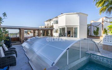 Property slide 31