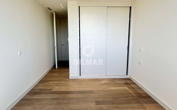 Property slide 22