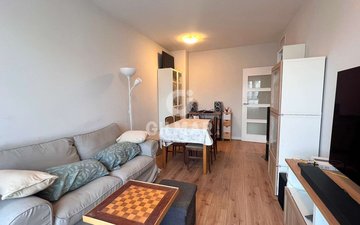 Property slide 35