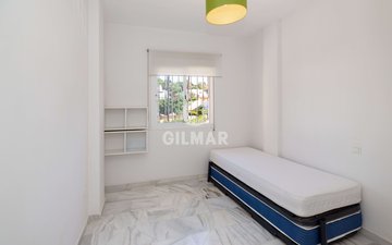 Property slide 22