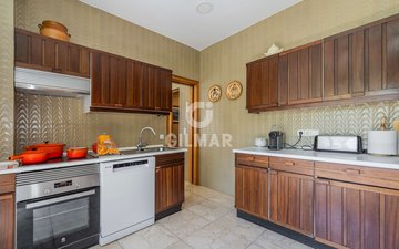 Property slide 17