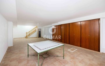 Property slide 30