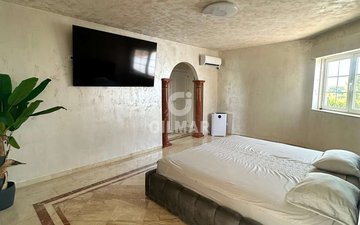 Property slide 27