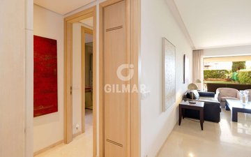 Property slide 32