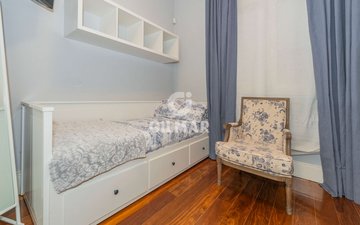 Property slide 21