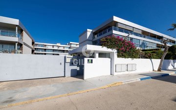 Property slide 39