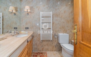 Property slide 25