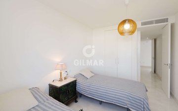 Property slide 24