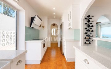 Property slide 19