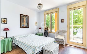 Property slide 18