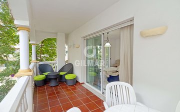 Property slide 10