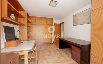 Property slide 25