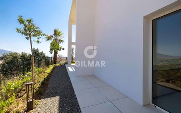 Property slide 38