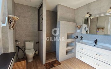 Property slide 28