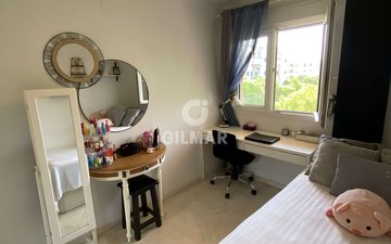 Property slide 37
