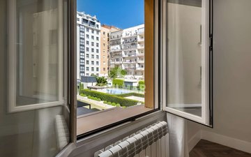 Property slide 10
