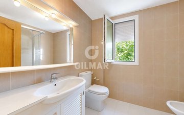 Property slide 23
