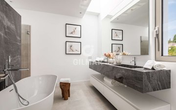 Property slide 16