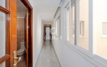 Property slide 32