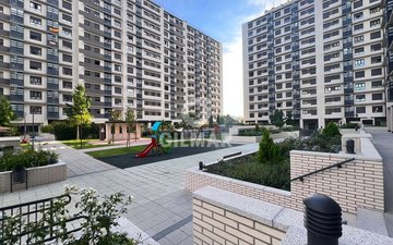 Property slide 32