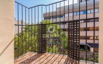 Property slide 30