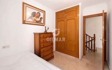 Property slide 16