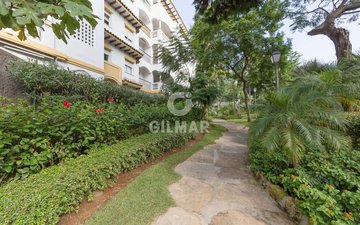 Property slide 28