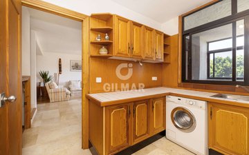 Property slide 14