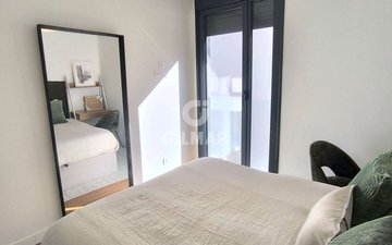 Property slide 10