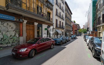 Property slide 35