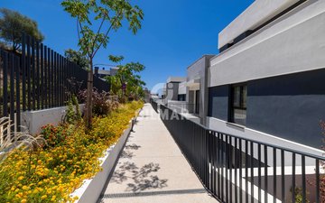 Property slide 31