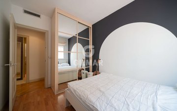 Property slide 22