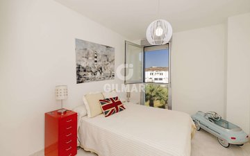 Property slide 20