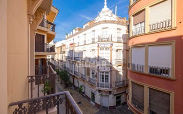 Property slide 21